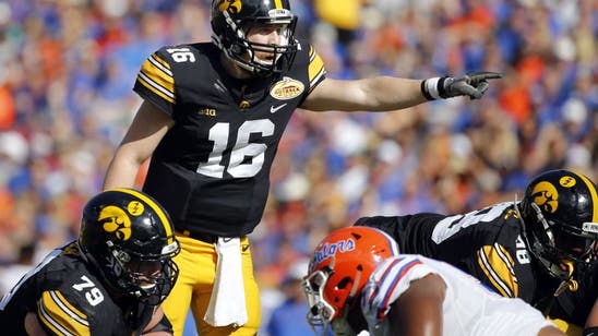 Iowa Football: Nothing Goes Right For Hawkeyes In Outback Bowl