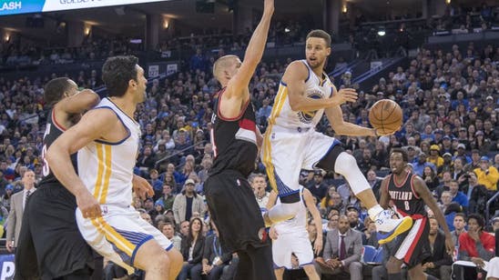 Steph Curry shows the hang time with incredible layup