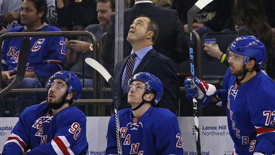 New York Rangers: Alain Vigneault Needs to be on the Hot Seat