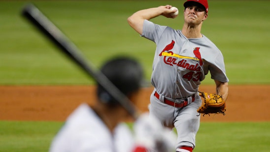 Hudson pitches 7 innings to help Cardinals beat Marlins 7-1