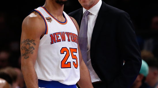 New York Knicks: Derrick Rose's Triangle Issues Linger