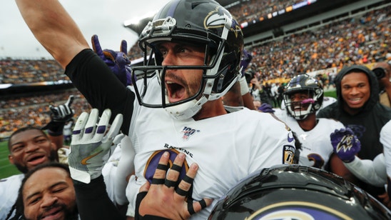 Tucker's poise helps Ravens escape with OT win over Steelers