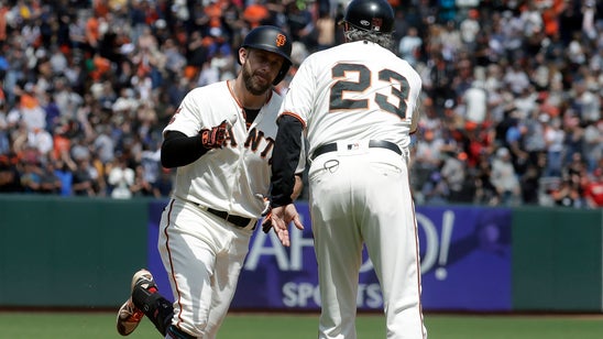Longoria's late home run lifts Giants past Cardinals