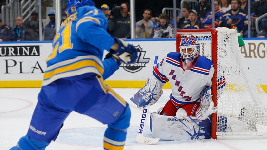 Perron scores 20th goal in Blues 5-2 win over Rangers