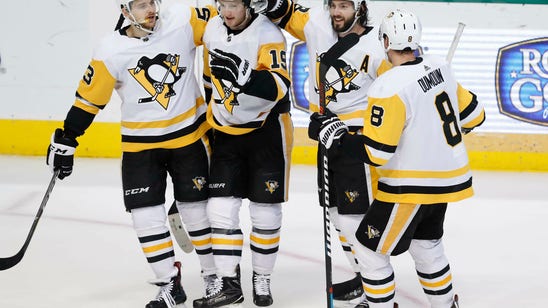 McCann scores twice to help Penguins hold off Stars, 3-2