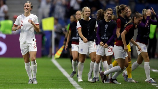 Bronze helps England beat Norway to reach World Cup semis
