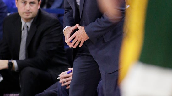 Gonzaga wins first game as No. 1 team in country