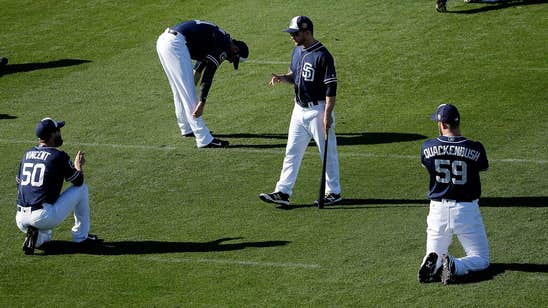 Giants drop Padres 8-1