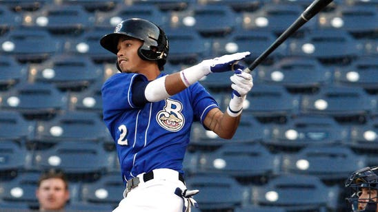Brewers' top prospect Arcia to debut, play shortstop on Tuesday