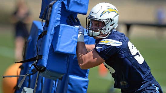 Joey Bosa practices in pads for 1st time with Chargers