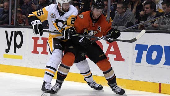 Letang leads Penguins over Ducks 5-1