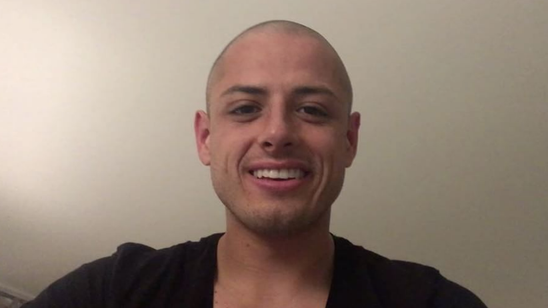 Chicharito pays up, shaves head after losing Super Bowl bet