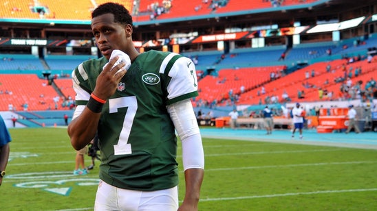 Bowles, Jets not happy with Geno Smith tossing footballs at home