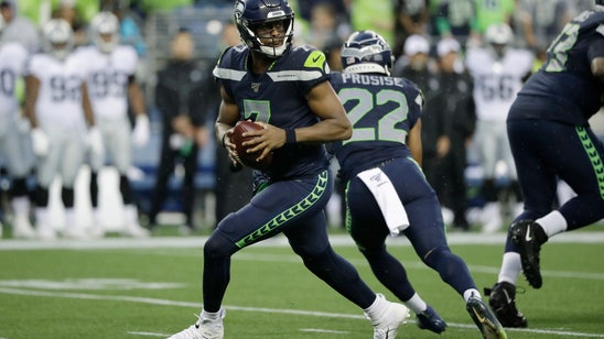 Seahawks down to 1 QB after cutting Geno Smith, Paxton Lynch