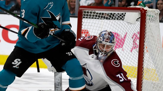 Hertl scores 2 to lead Sharks past Avalanche 2-1 in Game 5