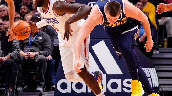 Jokic notches triple-double as Nuggets rout Clippers 121-100