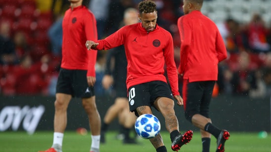 Neymar endorses Romario’s bid for Rio governor