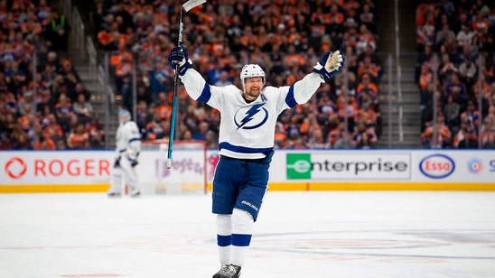 Kucherov has 5 points as red-hot Lightning beat Oilers 6-3