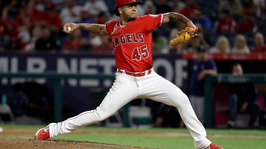Angels' Cole and Pena have no-hit Mariners thru 8