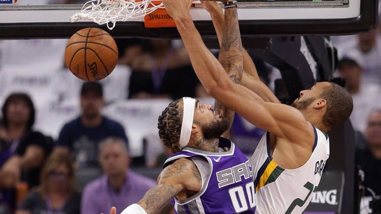 Mitchell comes up big late as Jazz top Kings 123-117