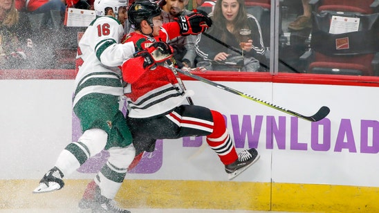 Crawford registers 39 saves, Blackhawks beat Wild 3-1