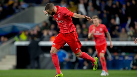 Benzema scores 2 as 10-man Madrid wins 4-2 at Espanyol
