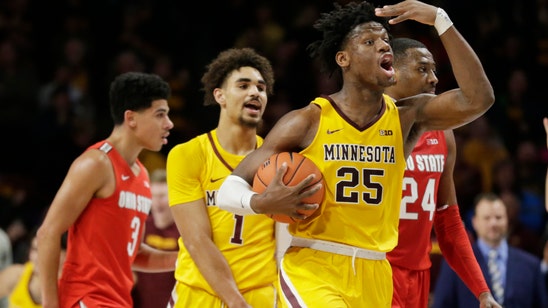 Carr scores 35, Minnesota gets big win over No. 3 Ohio State
