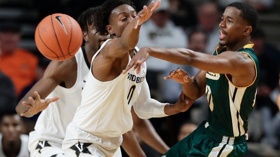 Evans, Pippen lead Vanderbilt to win over SE Louisiana