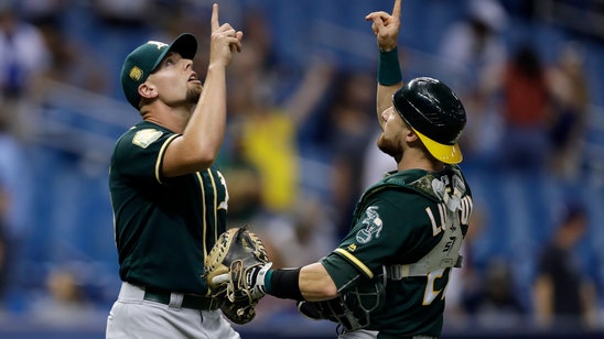 Davis hits 42nd homer, Athletics beat Rays 2-1 in 10 innings