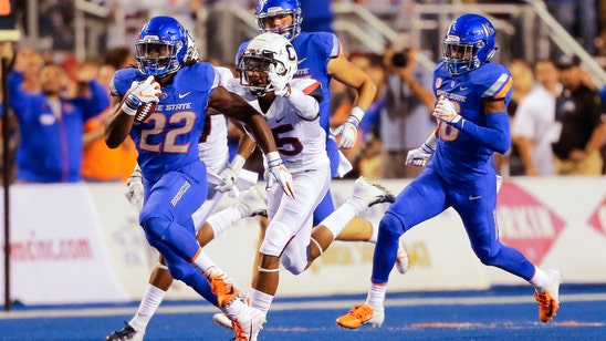 Boise State rolls past UConn in record-setting win, 62-7