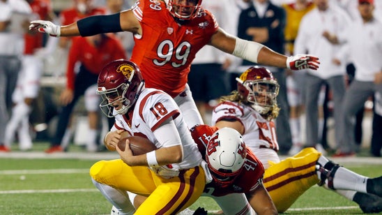 USC freshman quarterback J.T. Daniels in concussion protocol