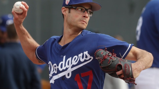 Reliever Joe Kelly settling in quickly with Dodgers