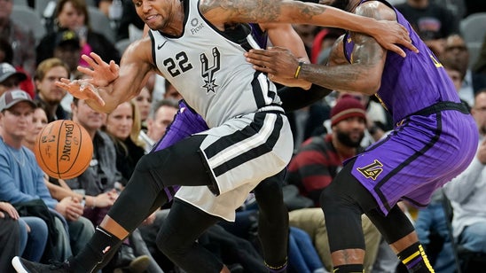 DeRozan’s 36 points fuels Spurs past Lakers 133-120