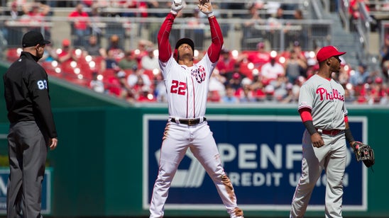 Robertson walks in game-ending run as Phils lose to Nats 9-8