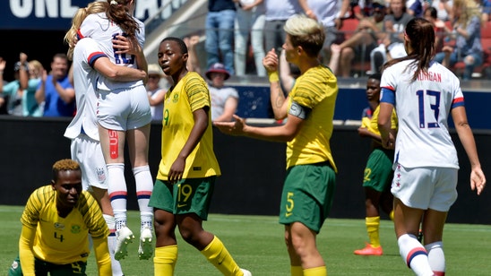 Samantha Mewis scores twice to lead US past South Africa 3-0