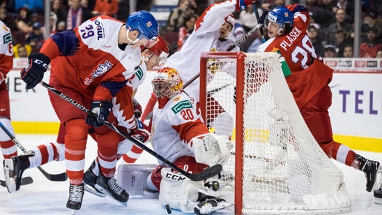 Russia beats Czech Republic 2-1 in world juniors