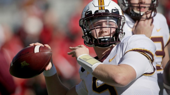 Gophers' Annexstad treated at hospital for midsection injury