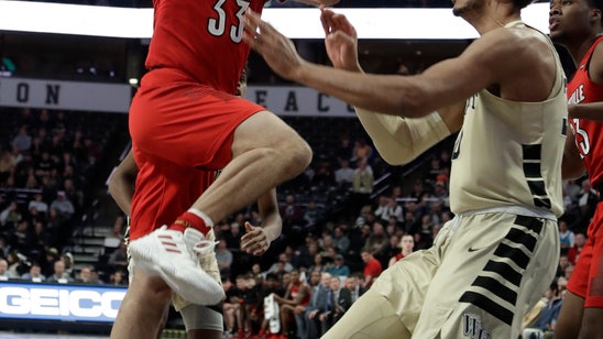 Nwora, No. 15 Louisville rout Wake Forest 82-54