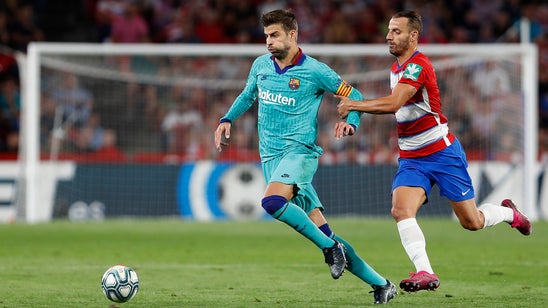 Pique expresses his anger with Barcelona board
