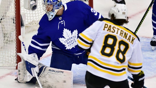 Pastrnak scores twice, Bruins beat Maple Leafs to tie series