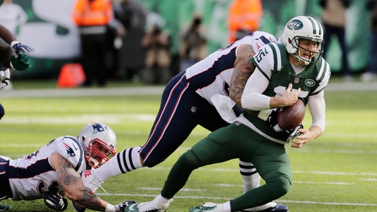 Jets’ McCown has sore thumb, Darnold uncertain to practice