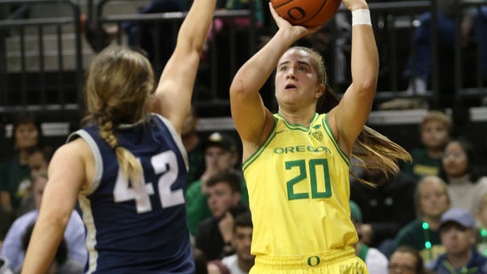 Ionescu surpasses 2,000 points as No. 1 Oregon routs Utah St