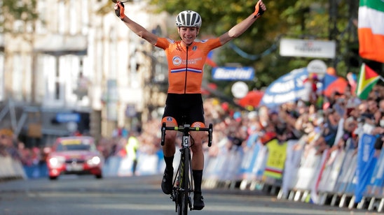 Van Vleuten wins gold in women's elite race at Road Worlds