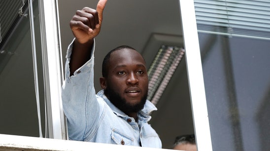 Tottenham signs Sessegnon and lo Celso on deadline day