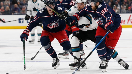 Dell stops 21 shots, Sharks stop Blue Jackets 3-2