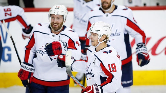 Backstrom ends SO, Copley gets 1st win as Caps beat Flames