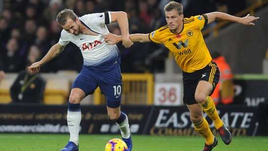 Tottenham cling on after conceding 2 penalties at Wolves