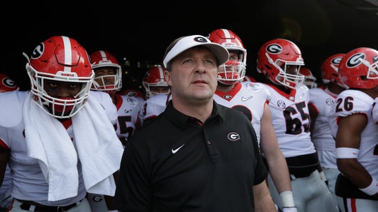 No. 3 Georgia's opener could reveal plan for freshman Fields