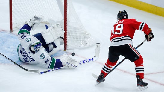Kane has goal and 2 assists, Blackhawks beat Canucks 5-2