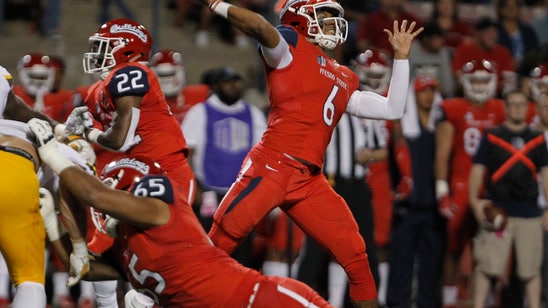 McMaryion accounts for 4 TDs, Fresno St. beats Wyoming 27-3